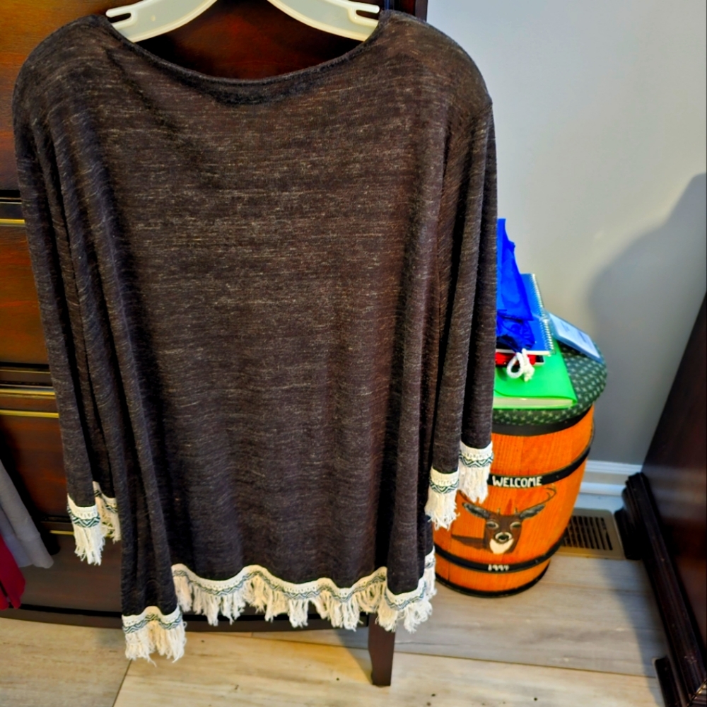 Plus size blouse
